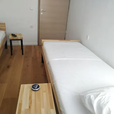 Apartment Mirta *